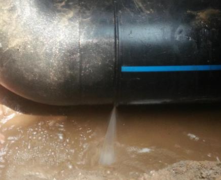 尖山楼顶渗水维修公司为大家分享下尖山卫生间漏水维修修补技术!